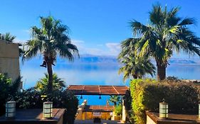 O Beach Hotel & Resort